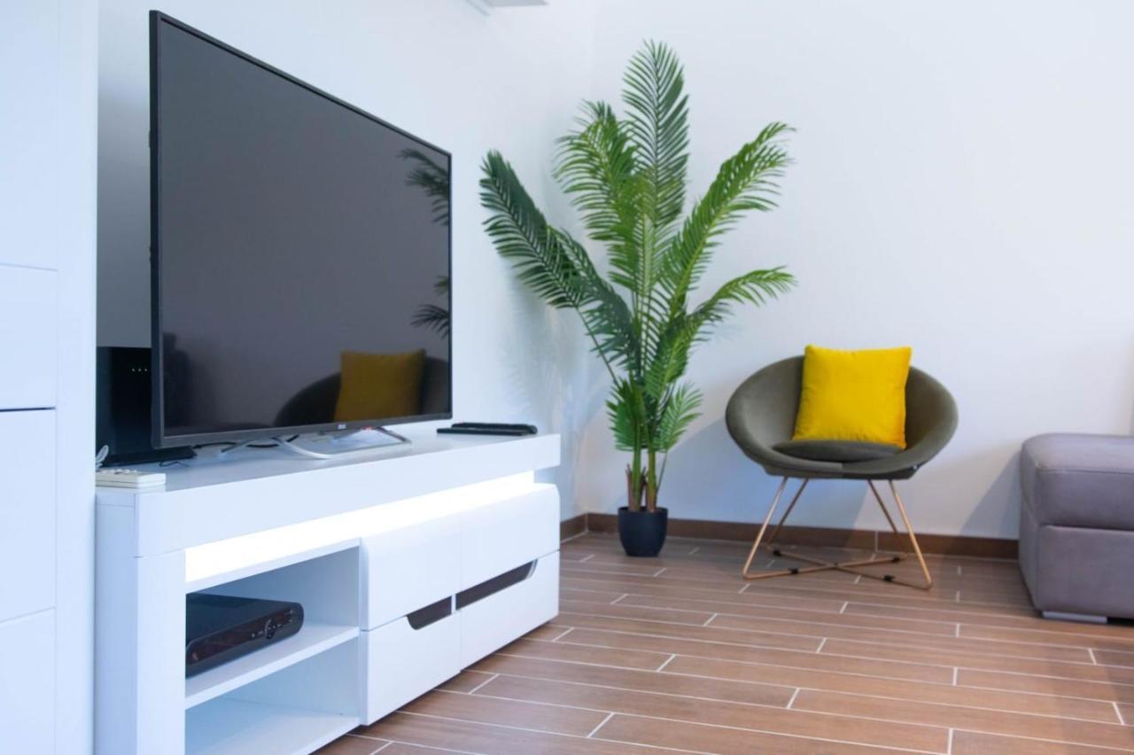 Apartamento Campi D'Oro Kotor Exterior foto