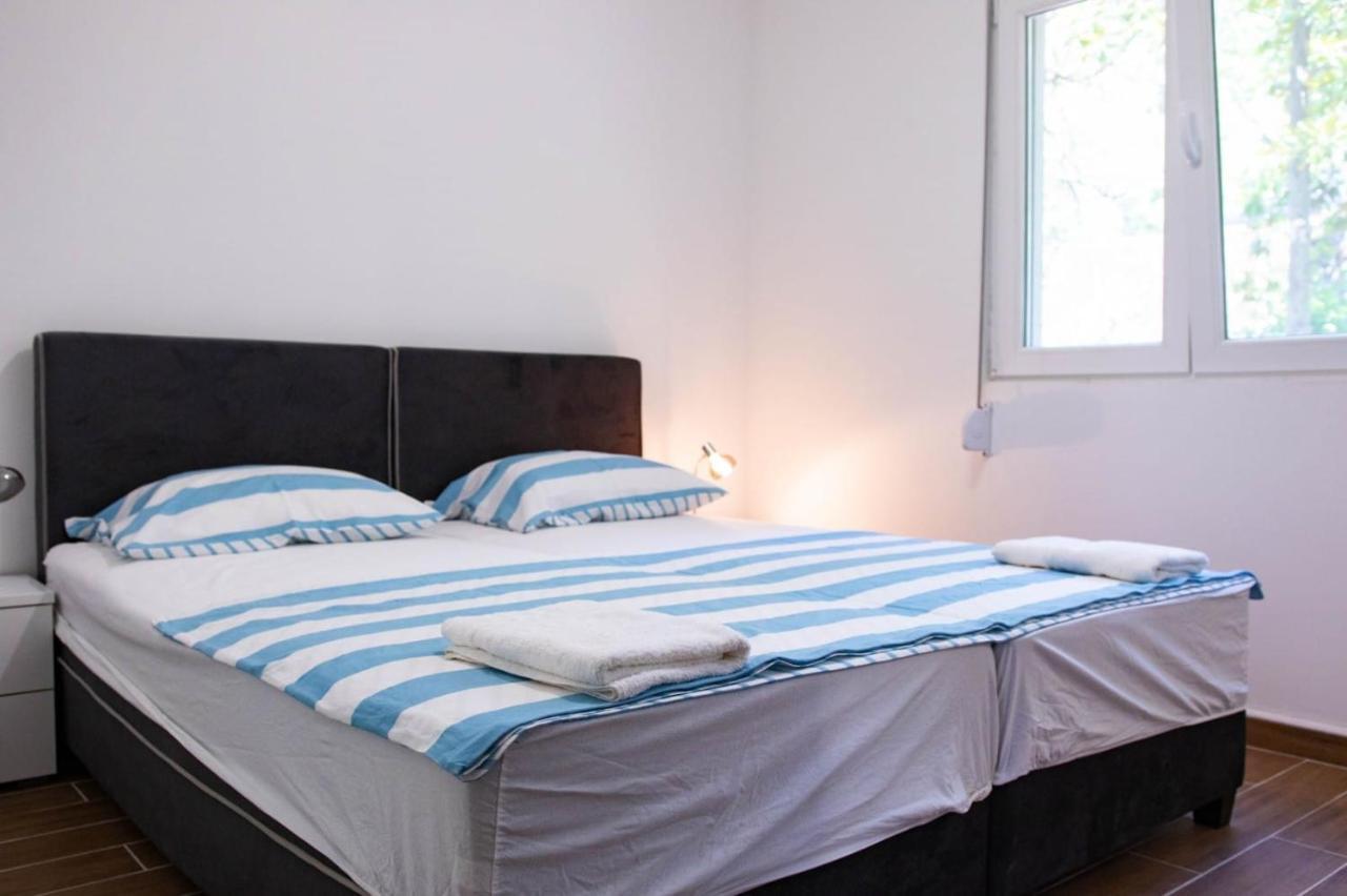 Apartamento Campi D'Oro Kotor Exterior foto
